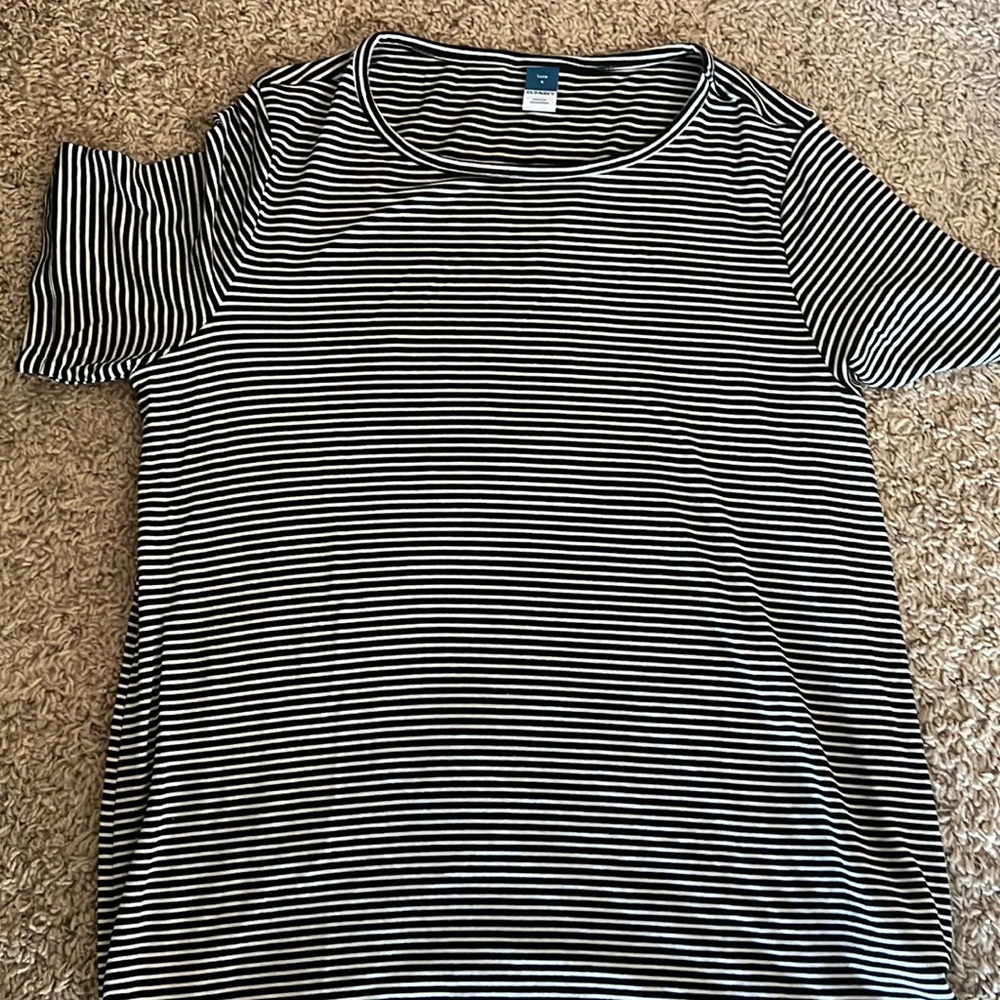Old Navy luxe small S tee